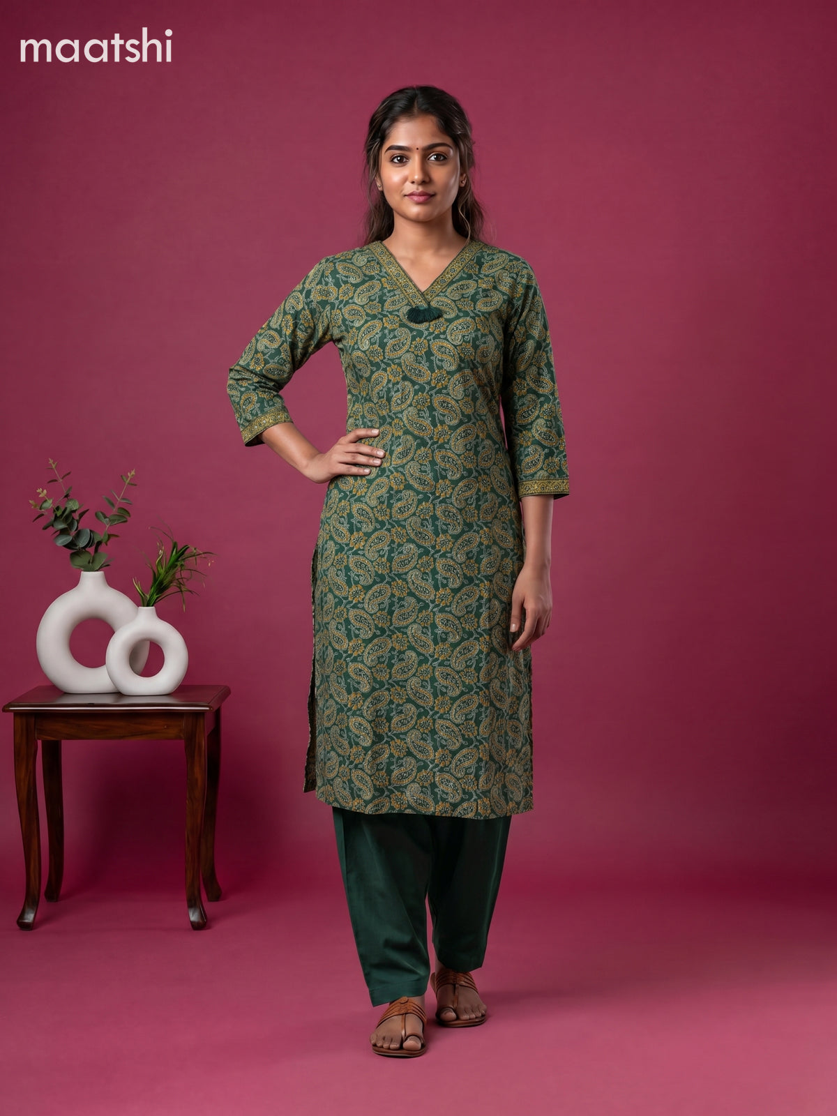 Green Cotton Printed & Embroidery Work Kurti Set