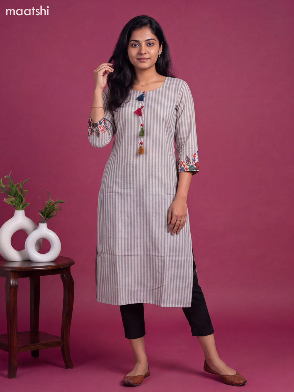 Off White Cotton Embroidery Work Straight Kurti
