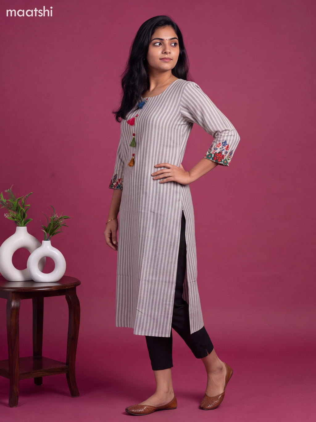 Off White Cotton Embroidery Work Straight Kurti