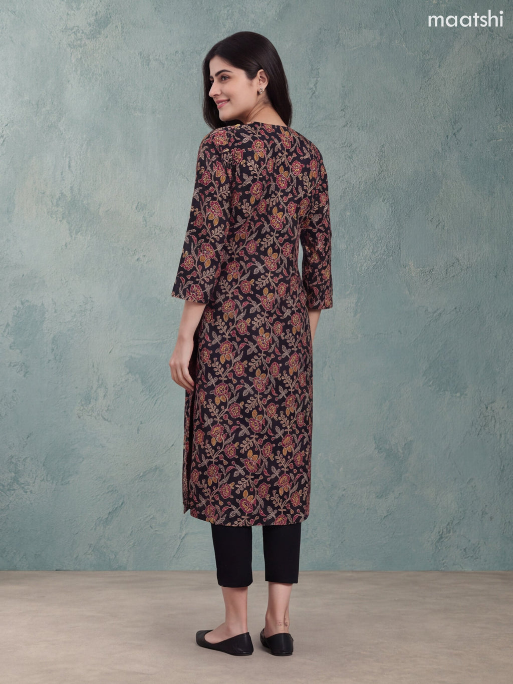 Black Cotton Allover Floral Printed & Embroidery Work Neck Pattern Straight Kurti