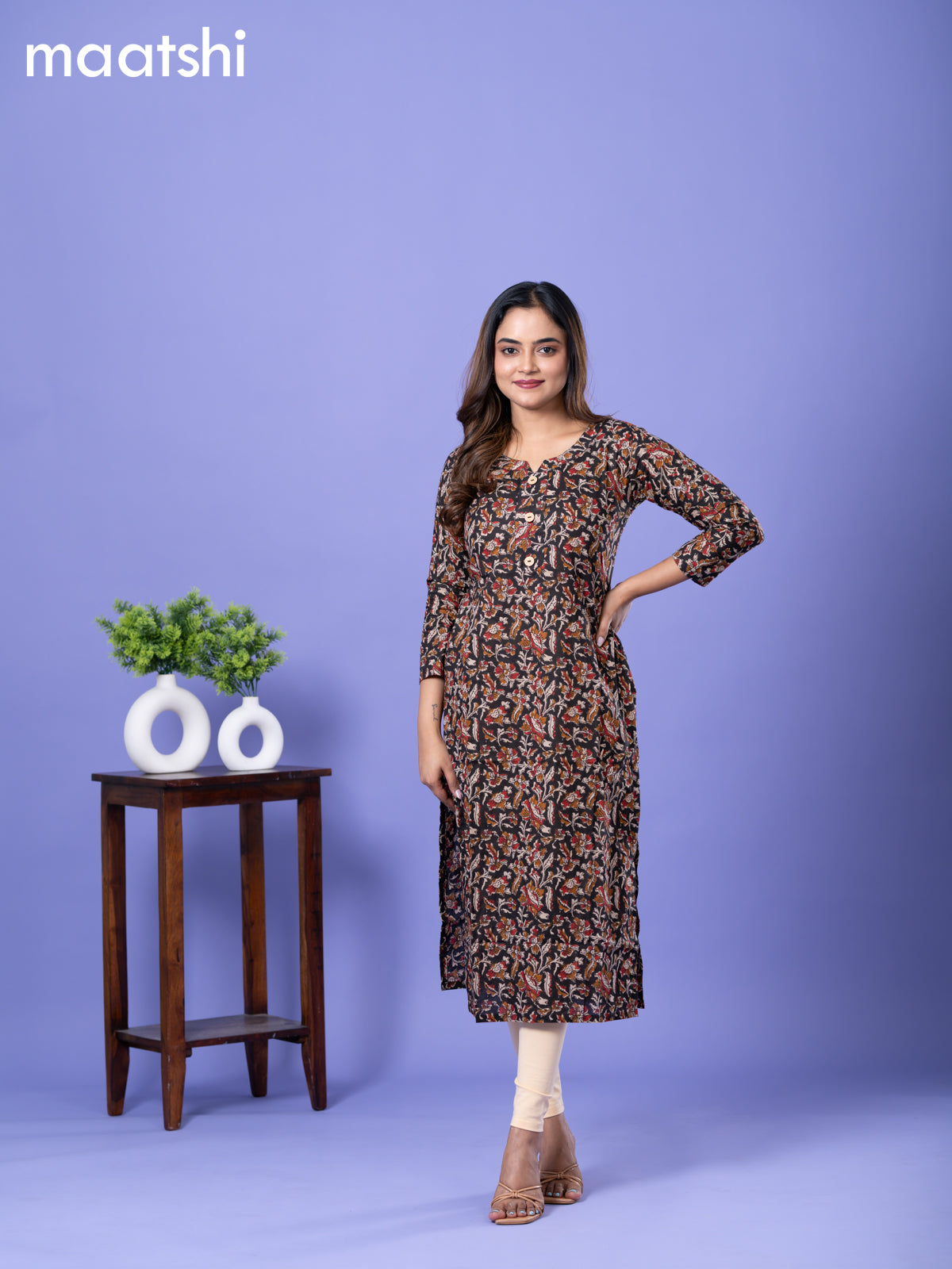 Cotton readymade kurti black and maroon with allover kalamkari prints & simple neck pattern and without pant