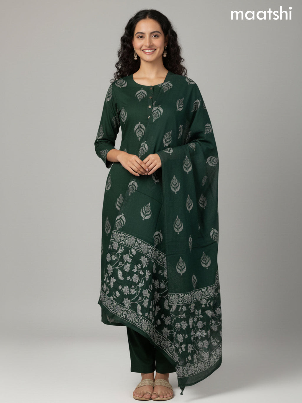 Green Cotton Printed Straight Suit