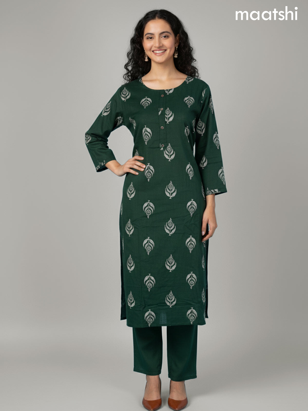 Green Cotton Printed Straight Suit