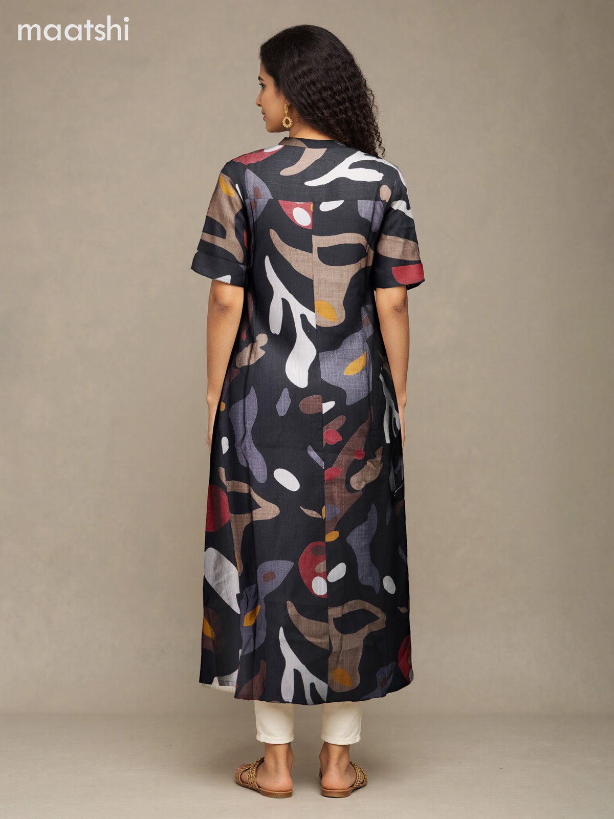 Rayon anarkali kurti black with allover prints & simple neck pattern without pant