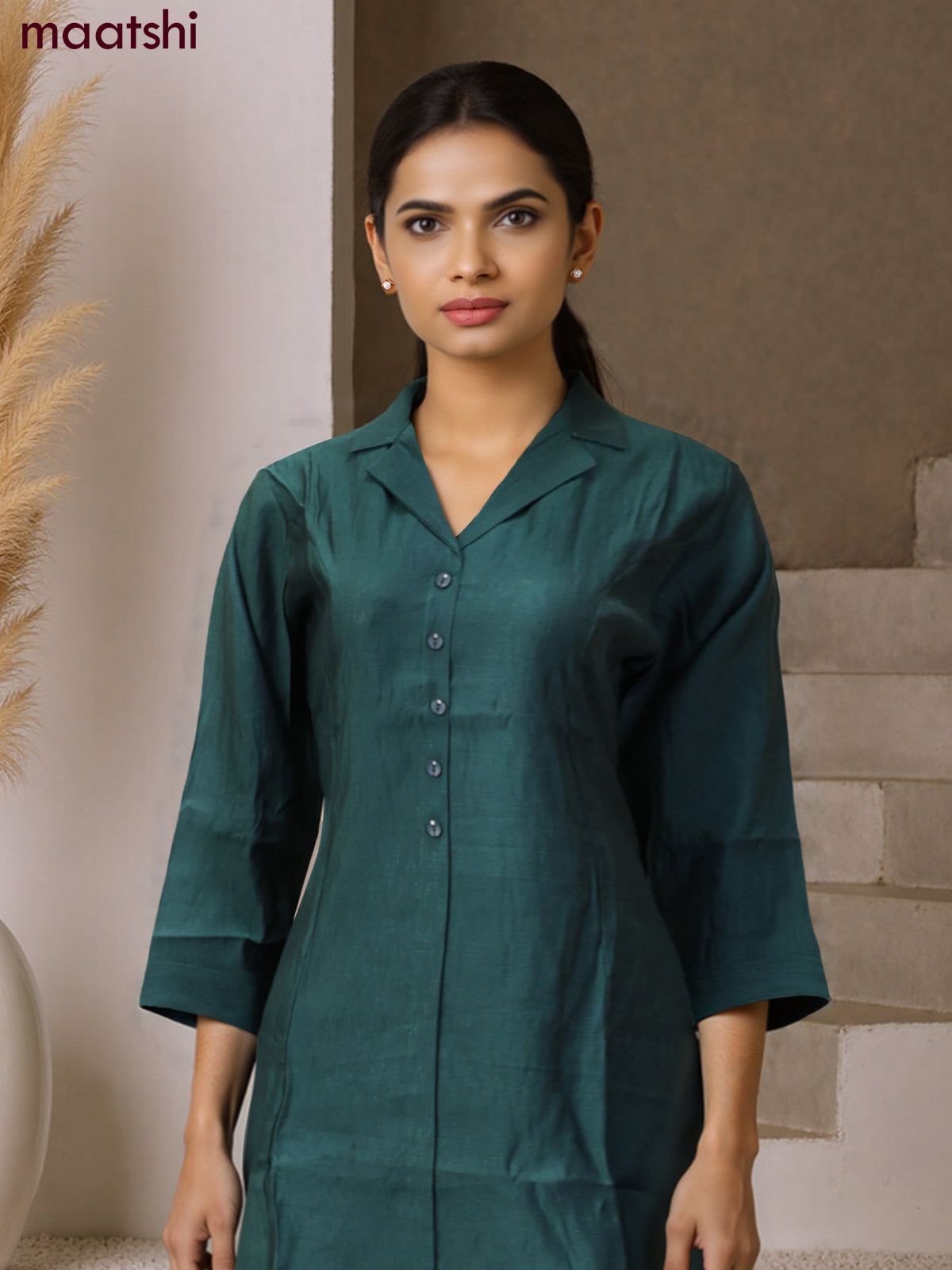 Rayon co-ord set peacock green with collar neck pattern and straight cut pant