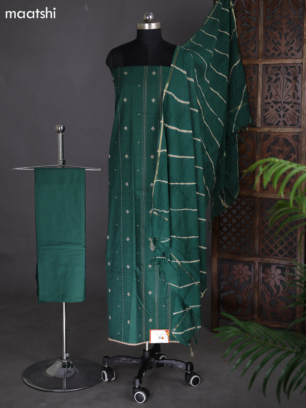 Green Cotton Dress Material With Thread Buttas & Kantha Stich Work Pattern