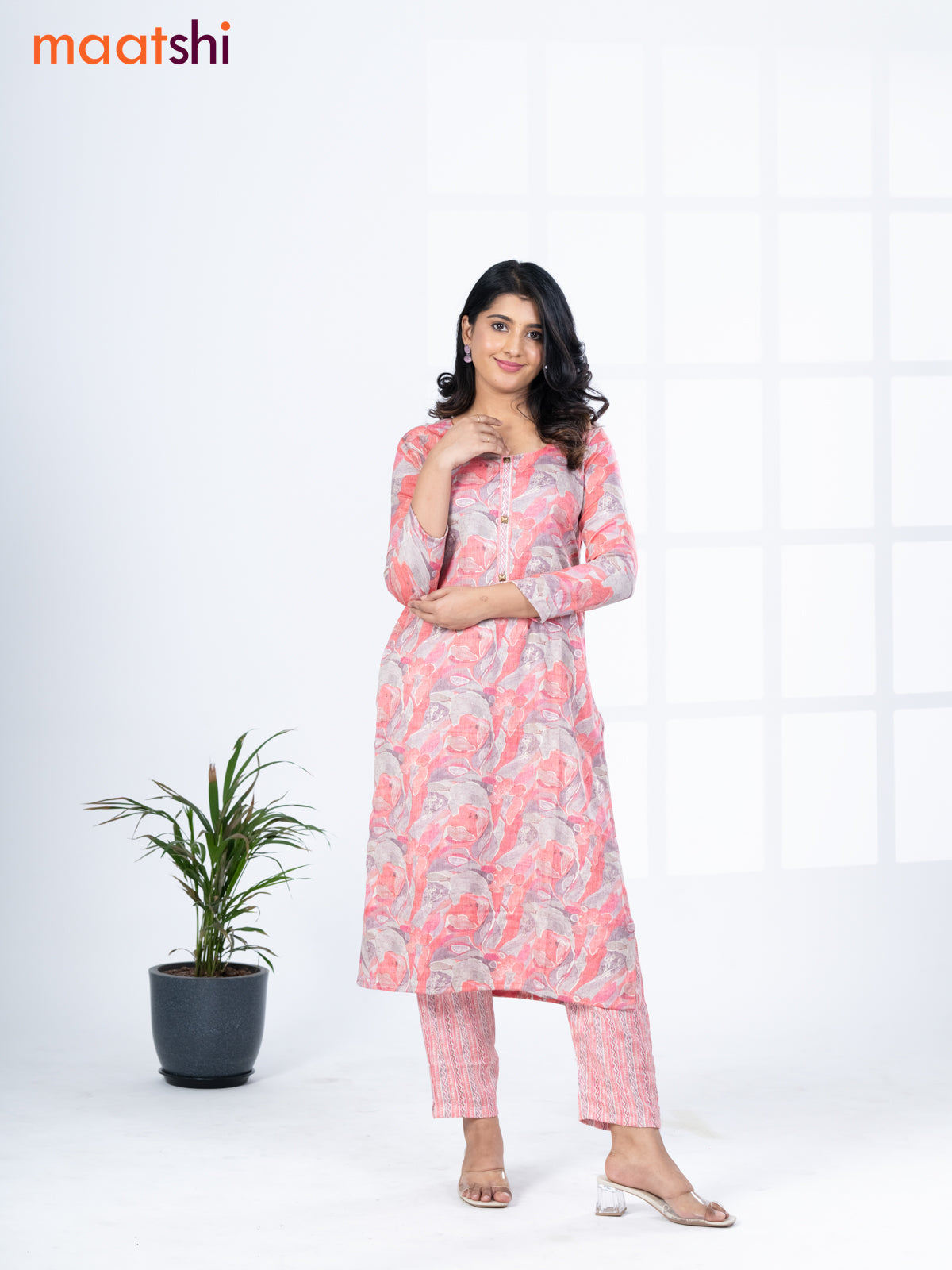 Rayon kurti set red and grey with allover prints & simple neck pattern and straight cut pant