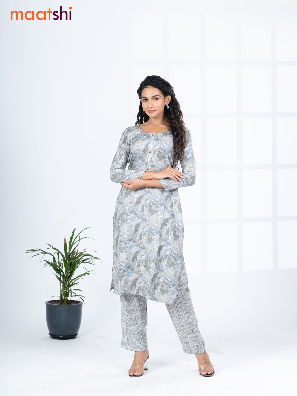 Rayon kurti set grey with allover prints & simple neck pattern and straight cut pant