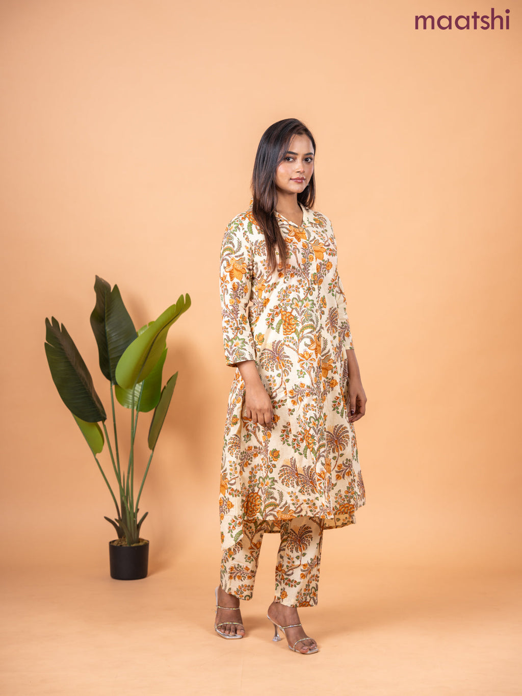 Cotton co-ord set sandal and green with allover kalamkari prints & collar neck pattern and straight cut pant
