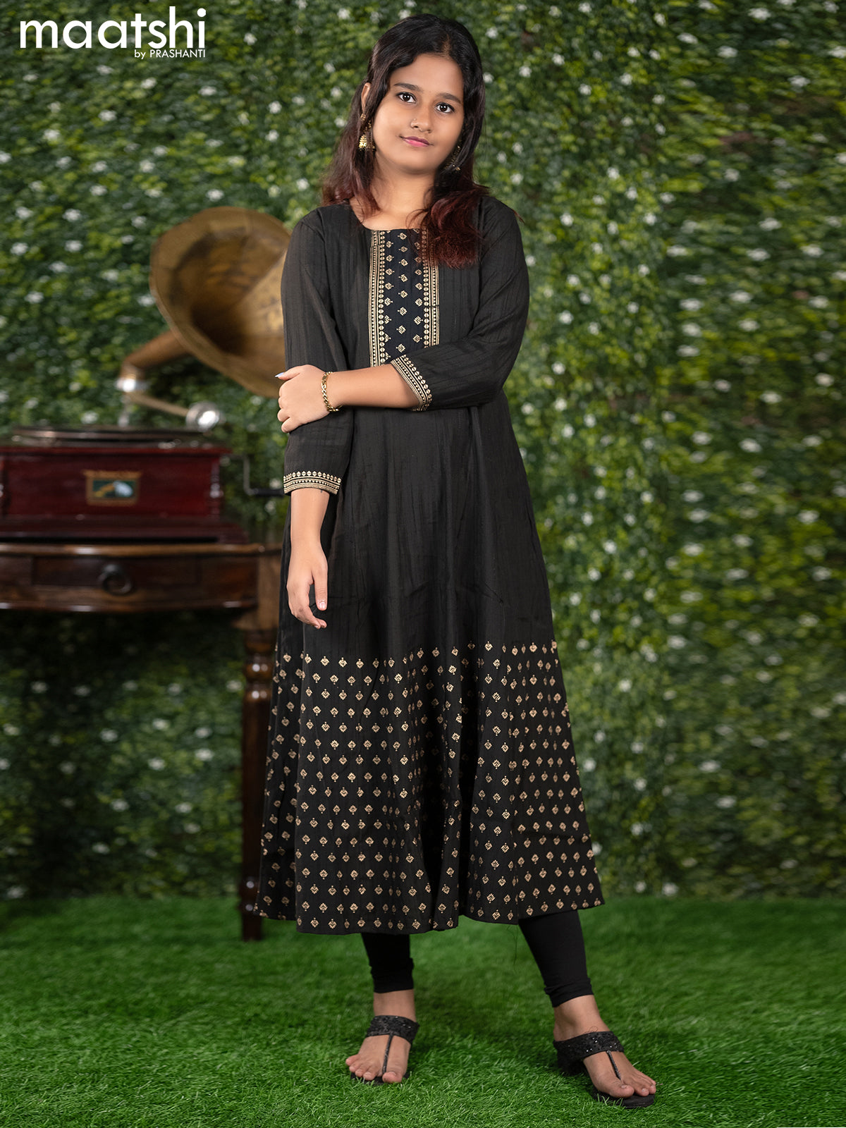 Rayon readymade anarkali kurti black with prints & simple neck pattern without pant