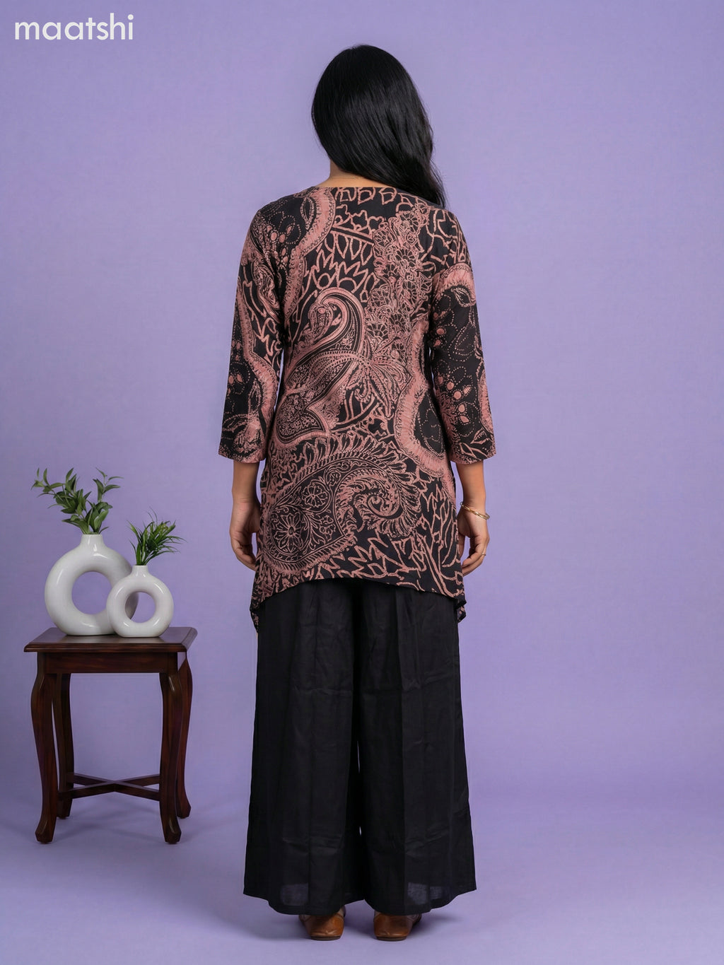 Black and Peach Muslin Printed Fish Cut Kurti Set