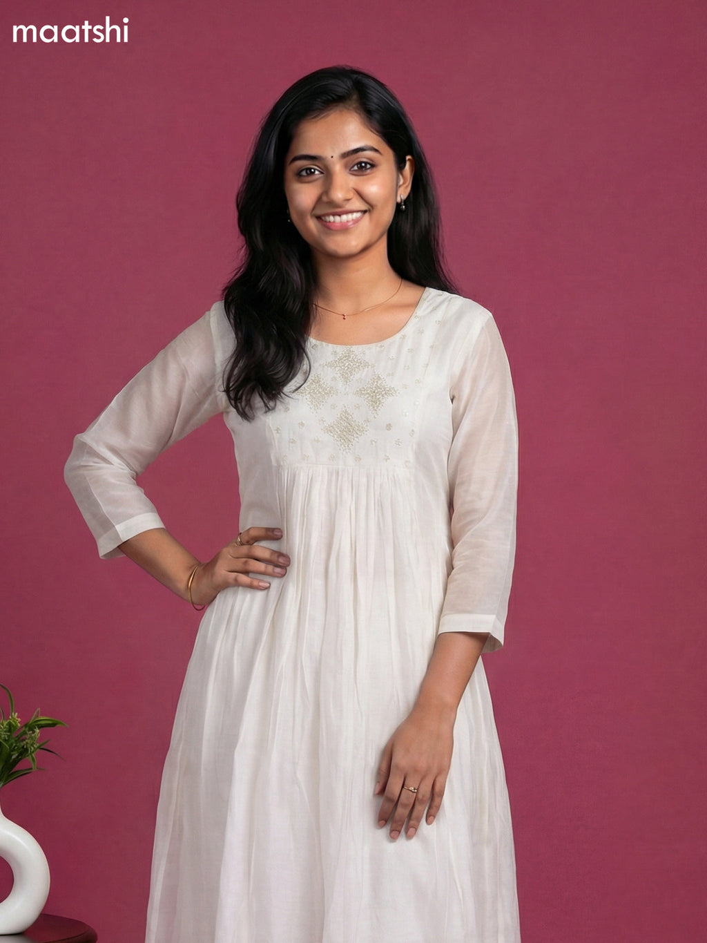 Off White Mul Chanderi Embroidery Work Anarkali Suit