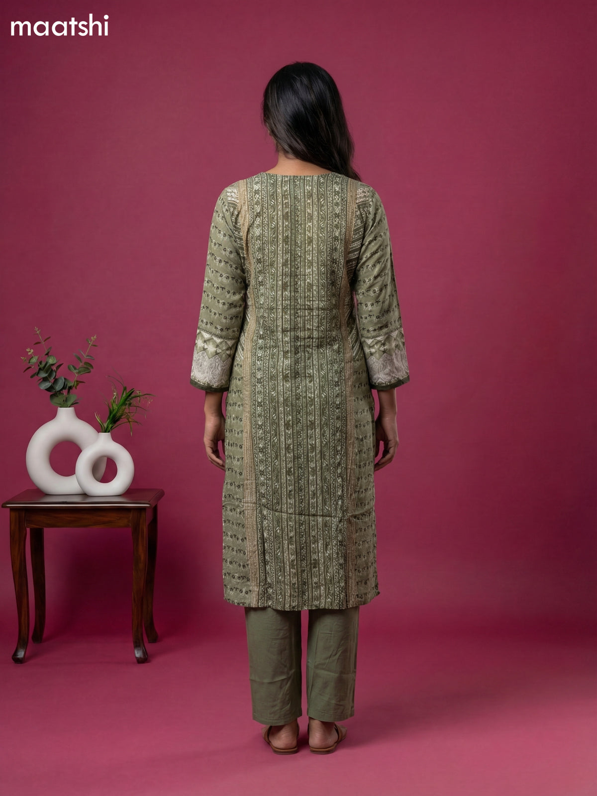 Pastel Green Crepe Silk Printed & Embroidery Work Straight Suit