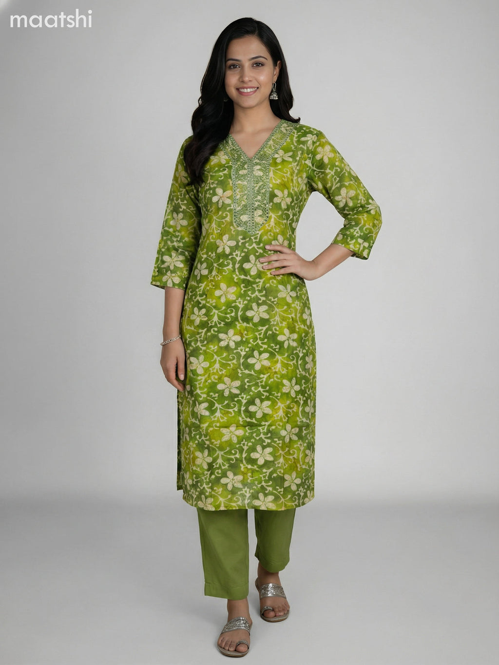 Green Cotton Floral Printed Straight Suit