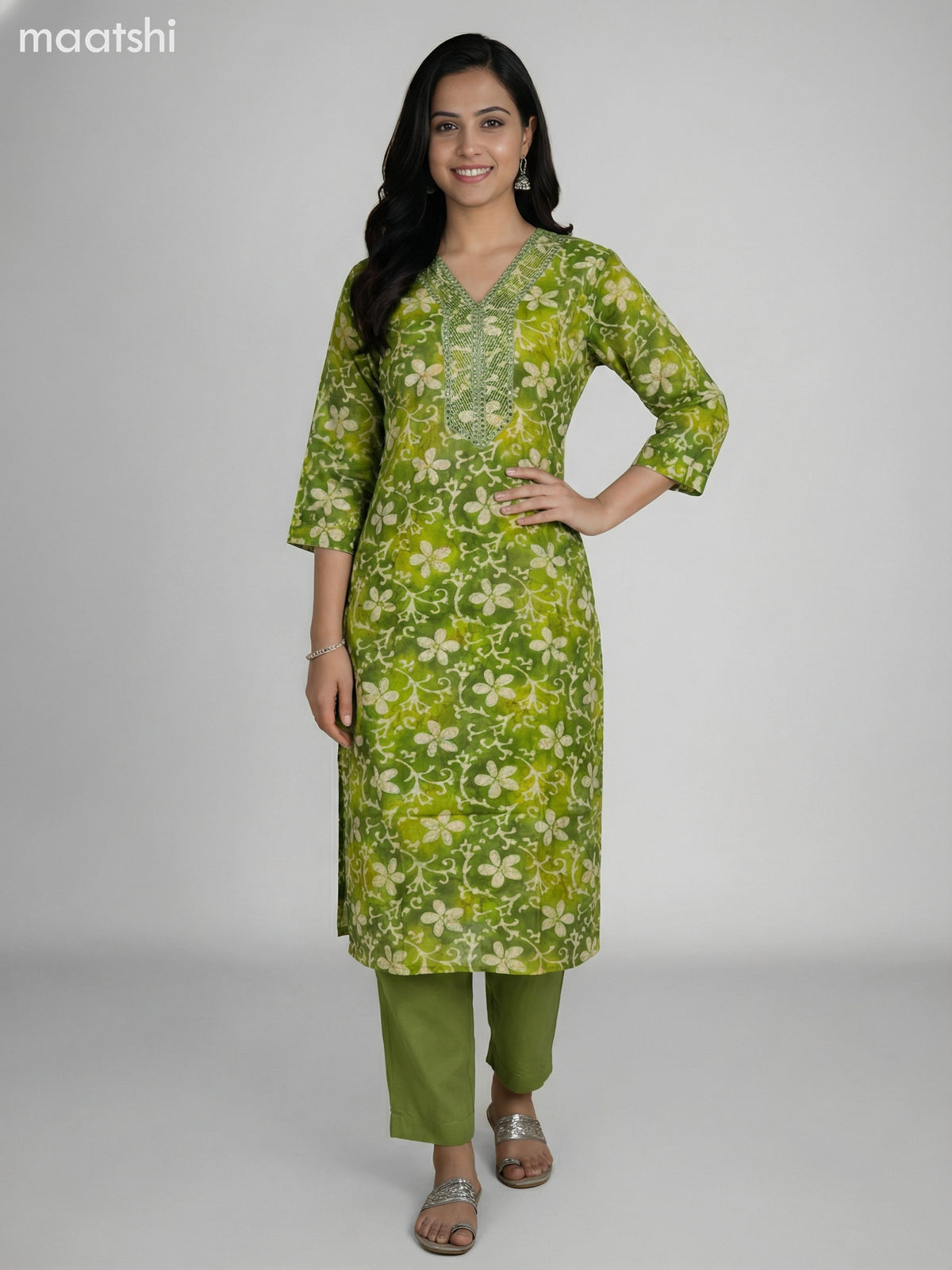 Green Cotton Floral Printed Straight Suit