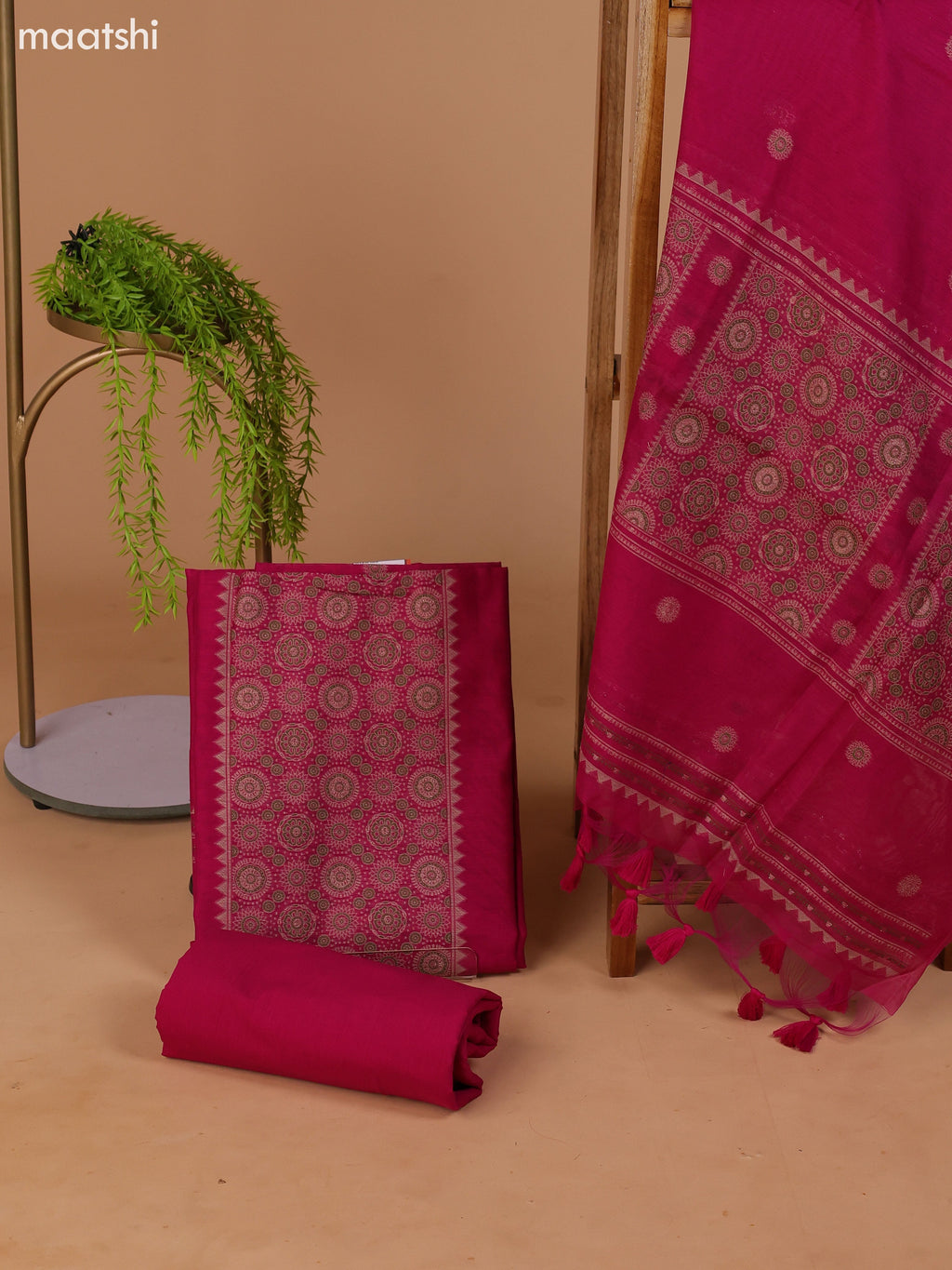 Magenta Pink Munga Cotton Dress Material With Thread & Zari Weaves Neck Pattern and Bottom & Dupatta
