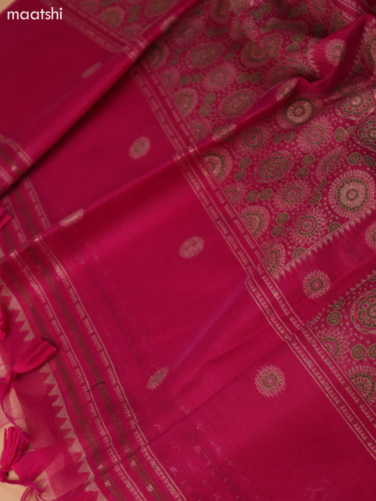 Magenta Pink Munga Cotton Dress Material With Thread & Zari Weaves Neck Pattern and Bottom & Dupatta