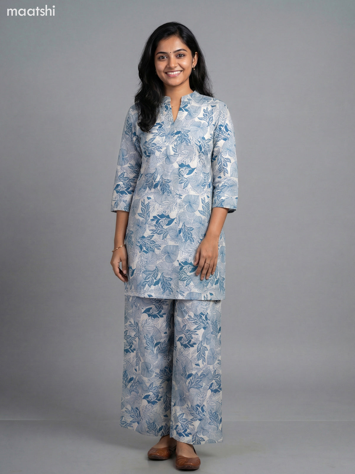 Beige and Blue Shade Cotton Floral Printed Short Co-Ord Set