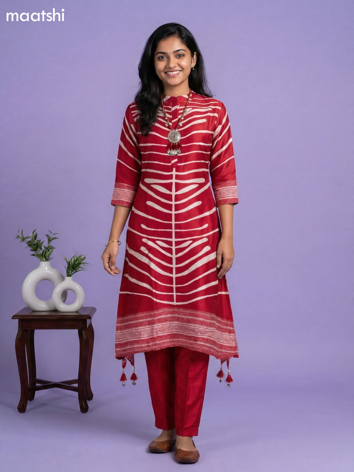 Red and Cream Art Tussar Printed Fish Cut Kurti Set