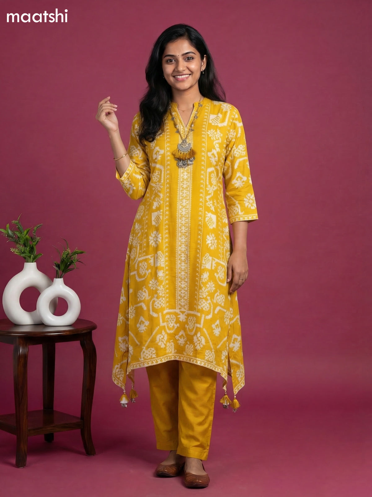 Yellow Art Tussar Printed Fish Cut Kurti Set