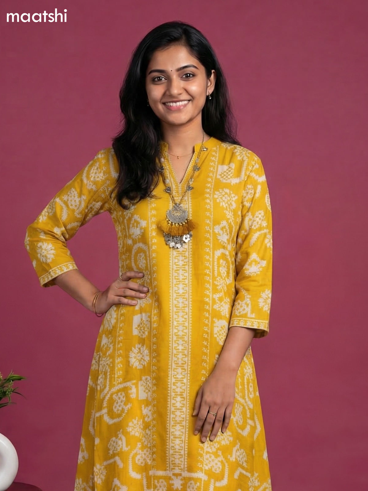Yellow Art Tussar Printed Fish Cut Kurti Set