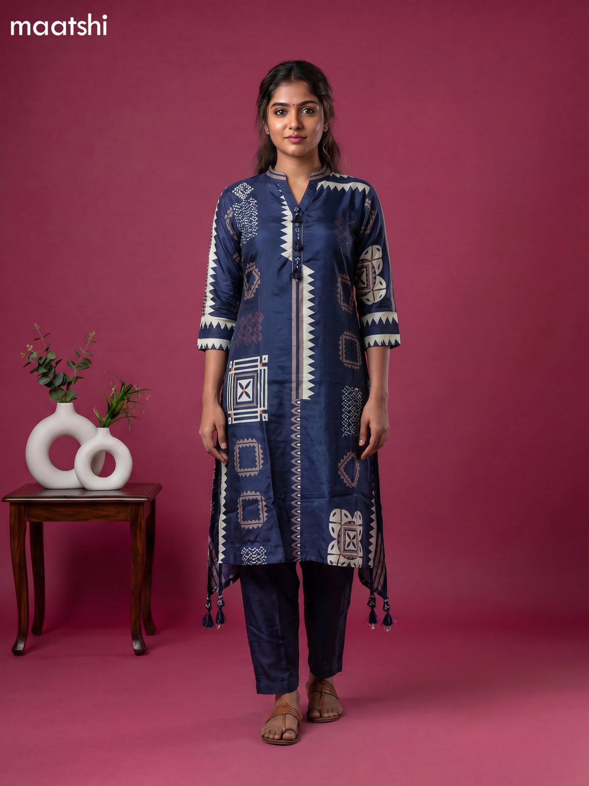 Navy Blue Art Tussar Printed Fish Cut Kurti Set
