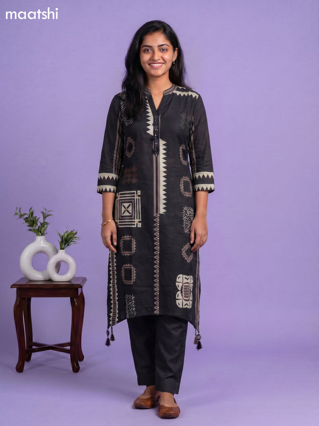 Black Art Tussar Printed Fish Cut Kurti Set