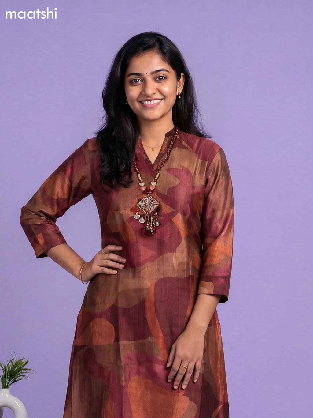 Maroon and Brown Art Tussar Printed Fish Cut Kurti Set