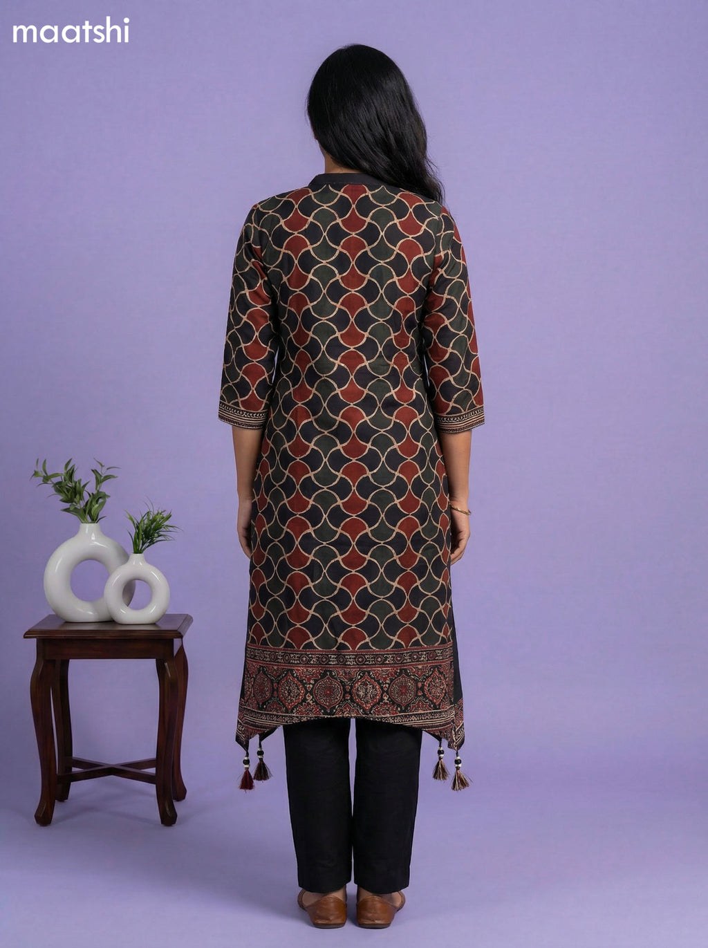 Black and Maroon Art Tussar Printed Fish Cut Kurti Set