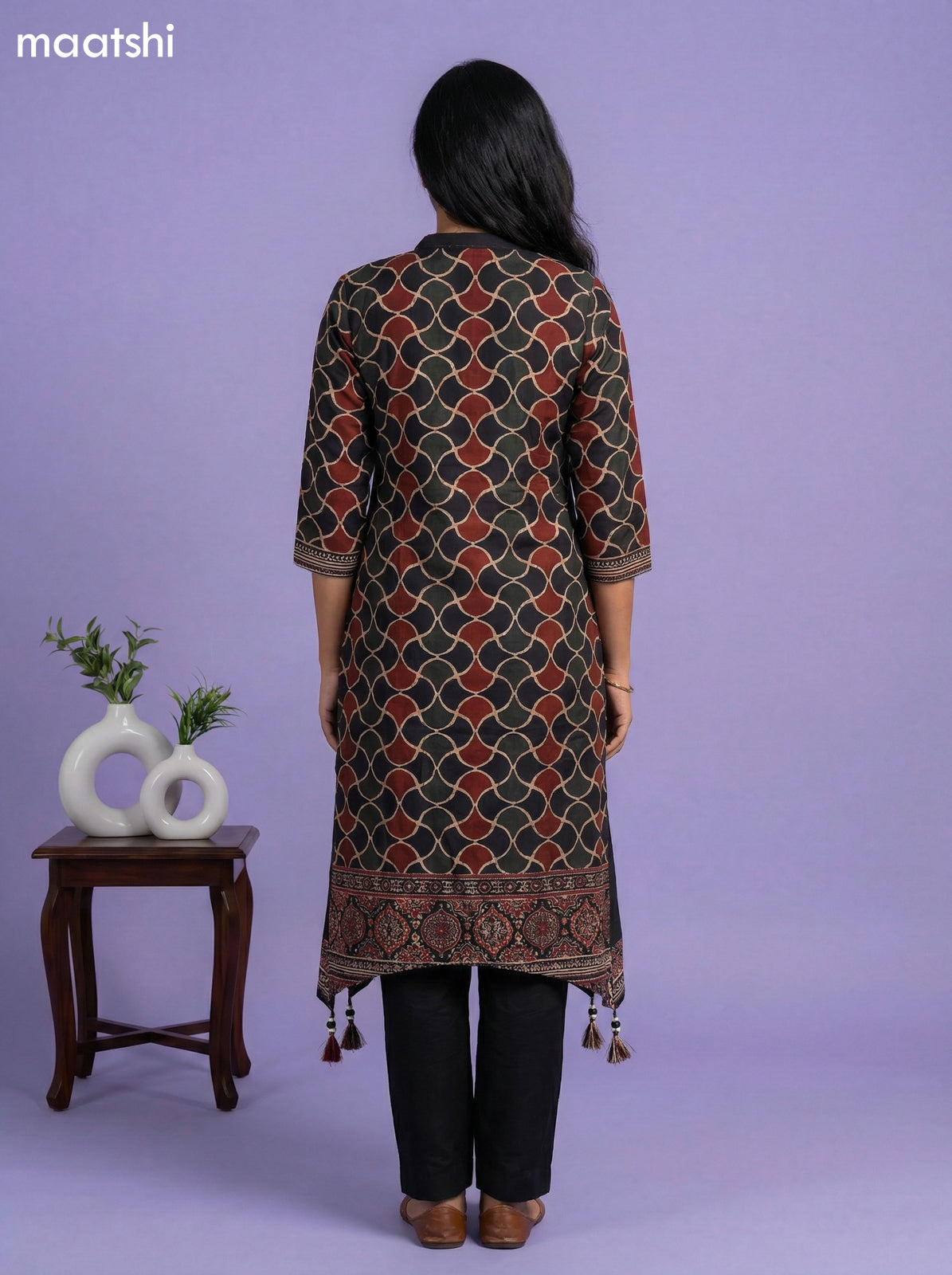 Black and Maroon Art Tussar Printed Fish Cut Kurti Set