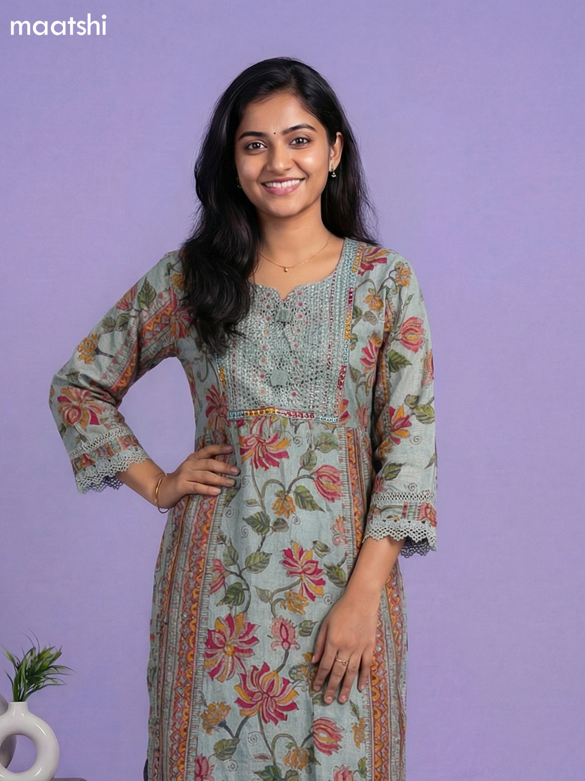 Pastel Green Linen Cotton Kalamkari Printed & Lace Work Straight Suit