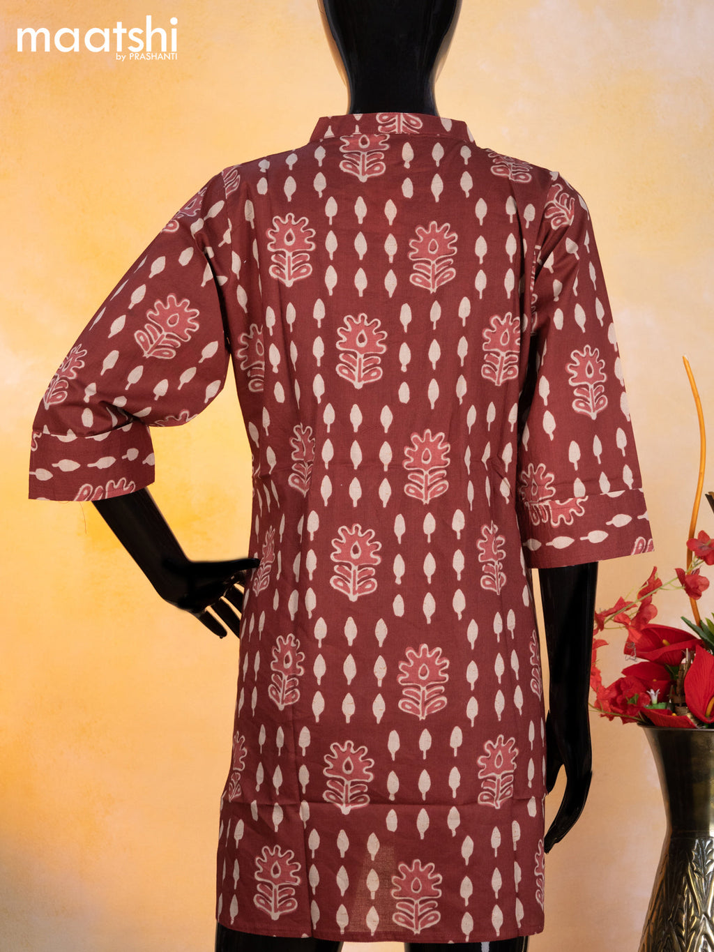 Cotton readymade short umbrella kurti maroon with allover prints & simple neck pattern without pant