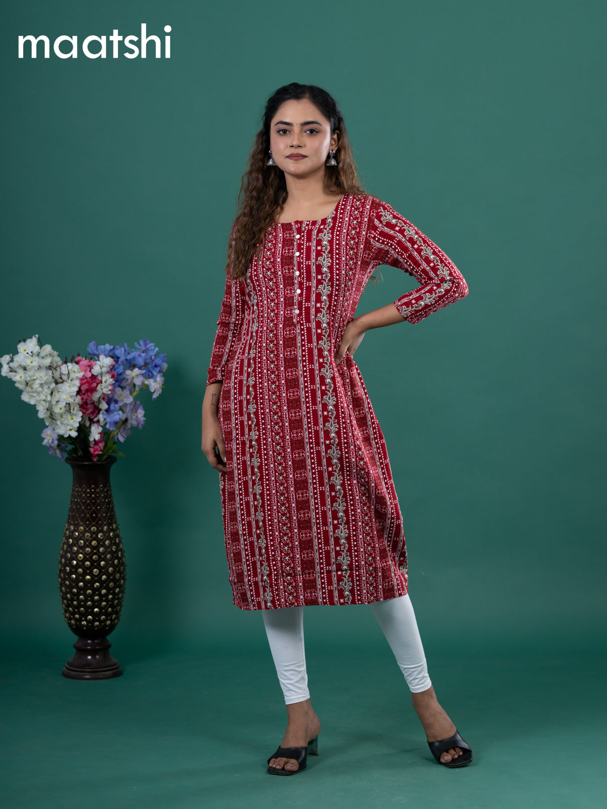 Cotton readymade kurti maroon and off white with allover prints & simple neck pattern without pant