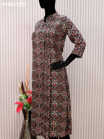 Rayon readymade A-line kurti black with allover prints & simple neck pattern without pant