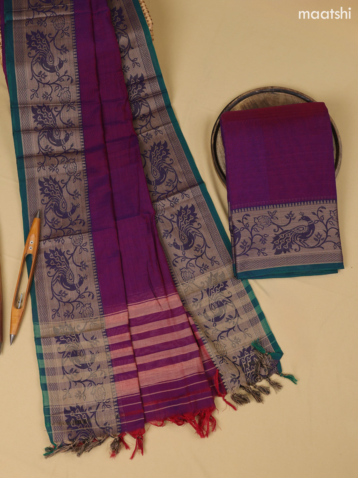 Dual Shade Of Purple Narayanpet Cotton Dress Material With Plain Body & Thread Woven Border