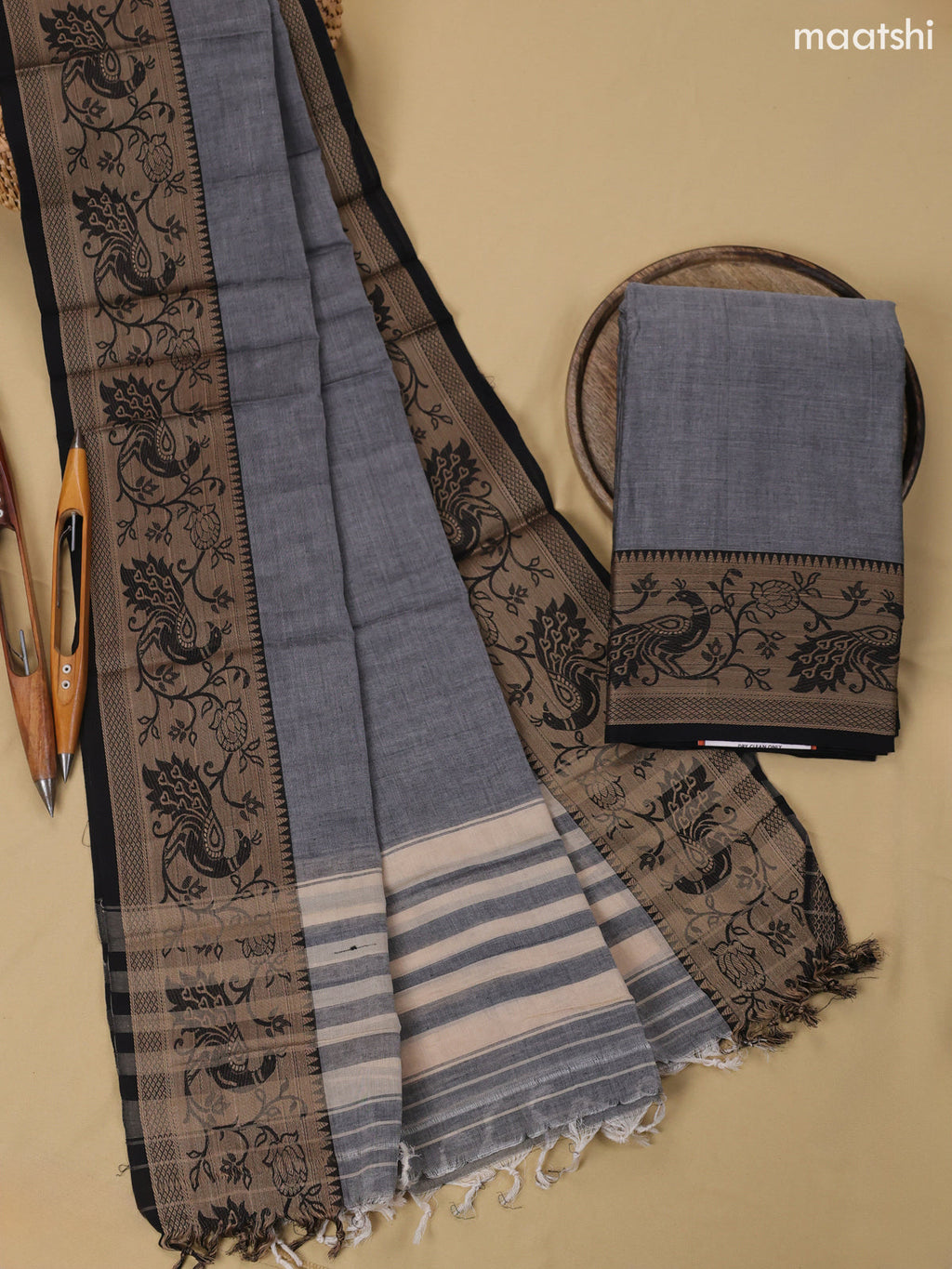 Grey Narayanpet Cotton Dress Material With Plain Body & Thread Woven Border