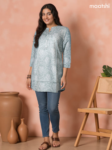 Soft cotton readymade short kurti pastel shade with allover bandhani prints & collar neck pattern and without pant