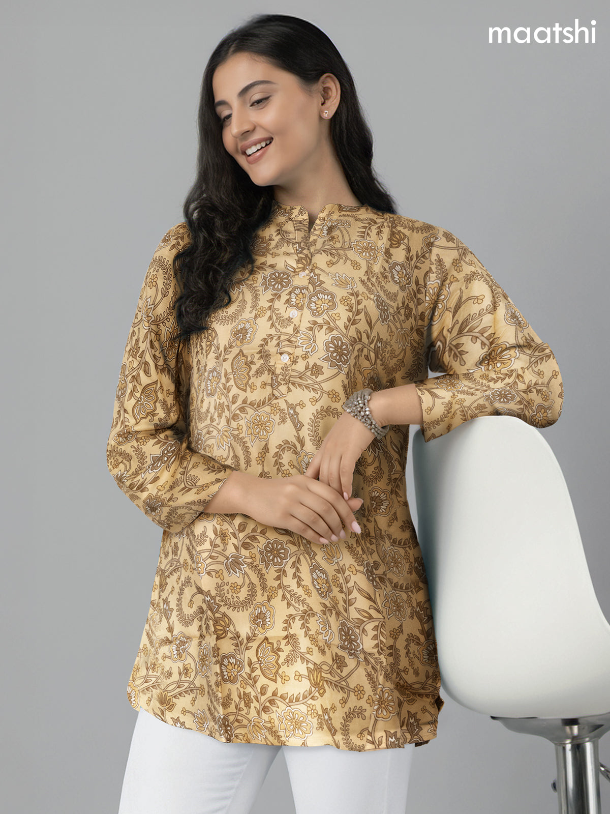 Soft cotton readymade short kurti sandal with allover floral prints & collar neck pattern and without pant