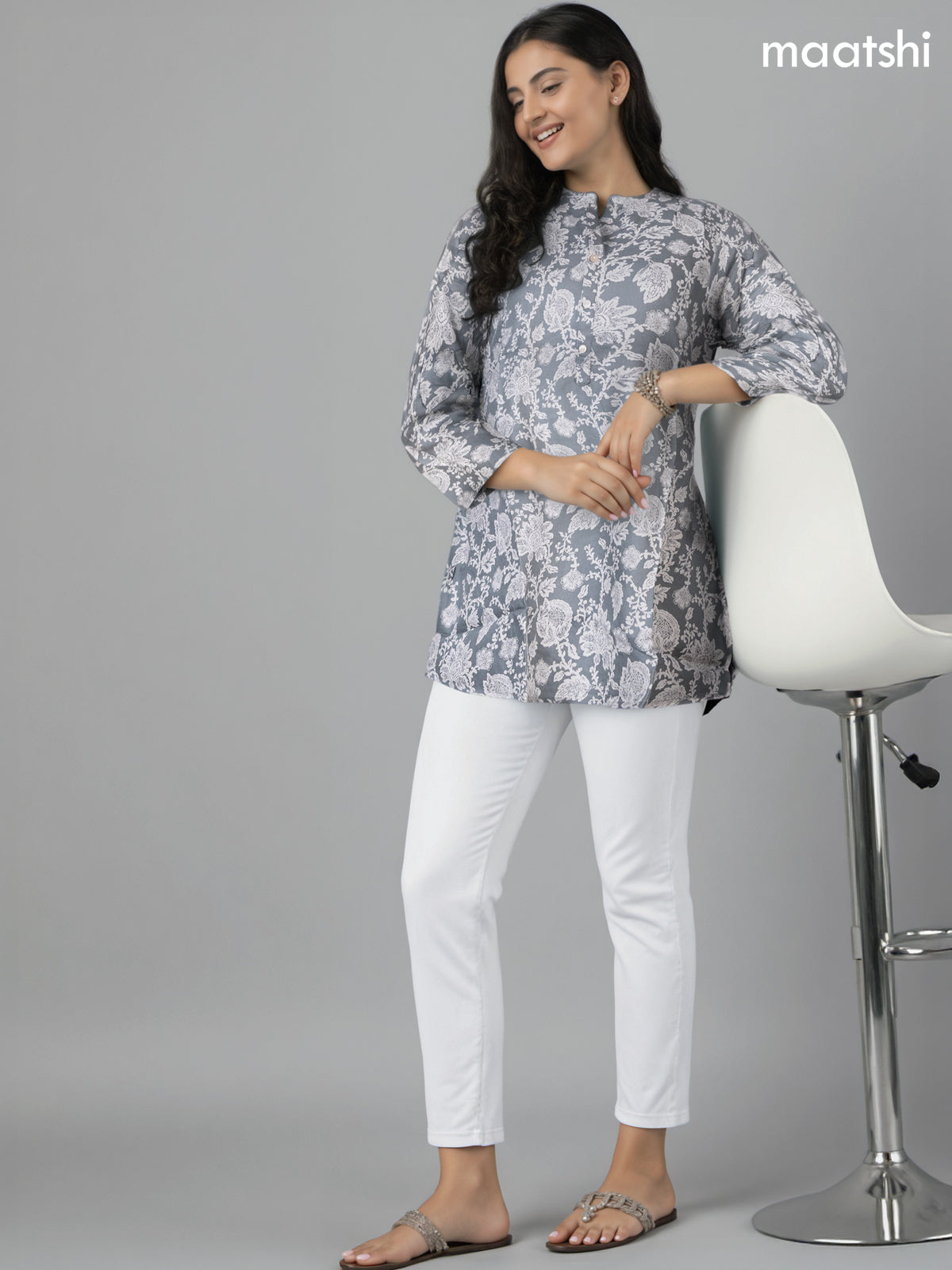 Soft cotton readymade short kurti grey with allover prints & collar neck pattern and without pant