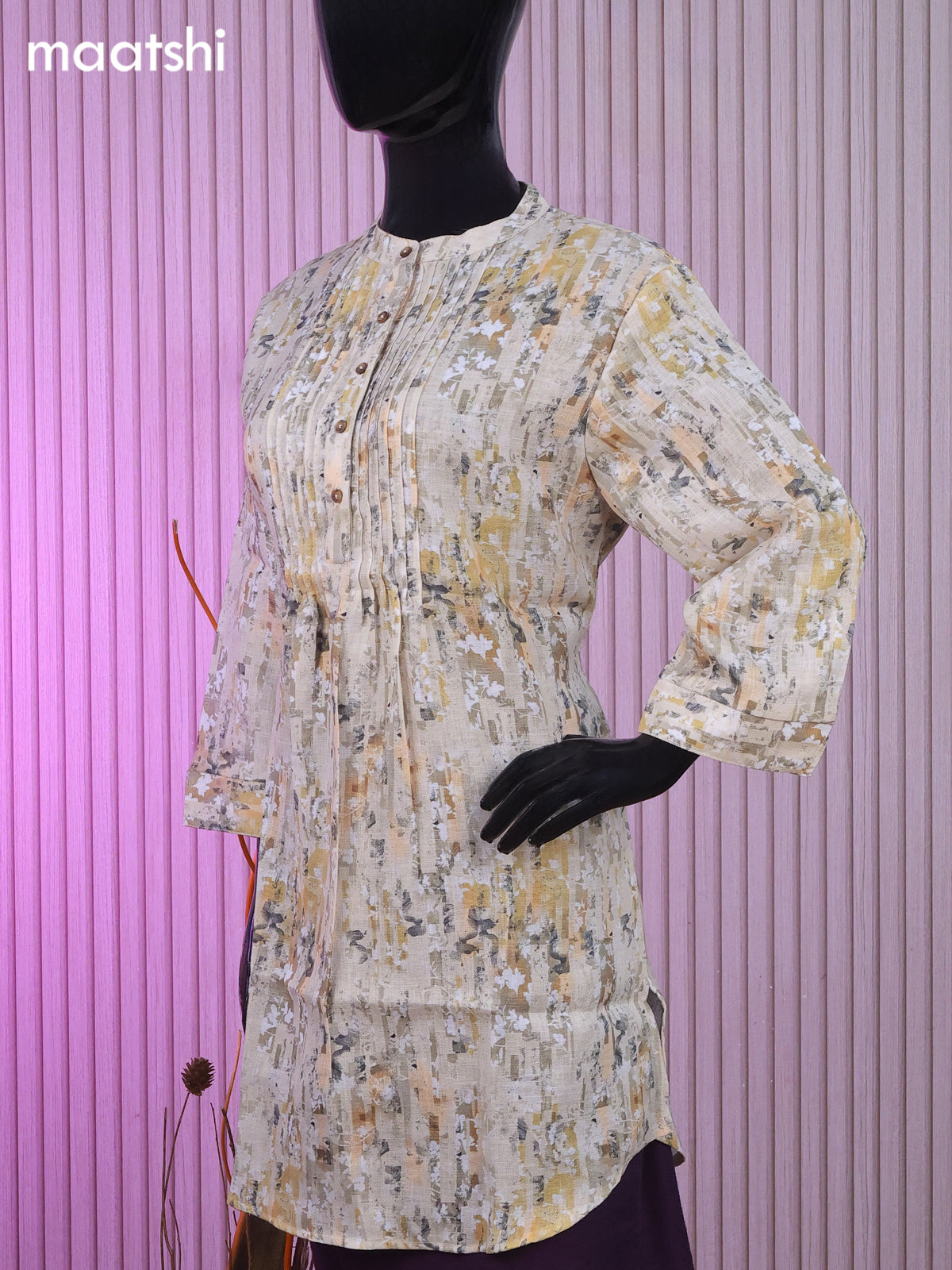 Rayon readymade short kurti elaichi green shade with allover prints & collar neck pattern and without pant