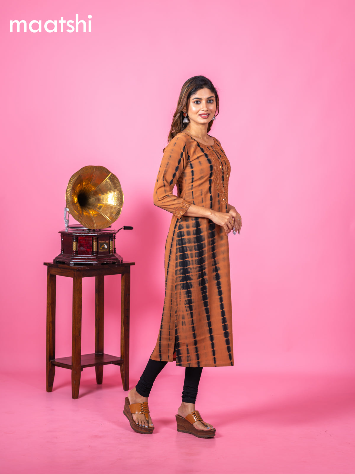 Chiffon kurti rust shade with tie and dye prints & sequin work neck pattern and without pant