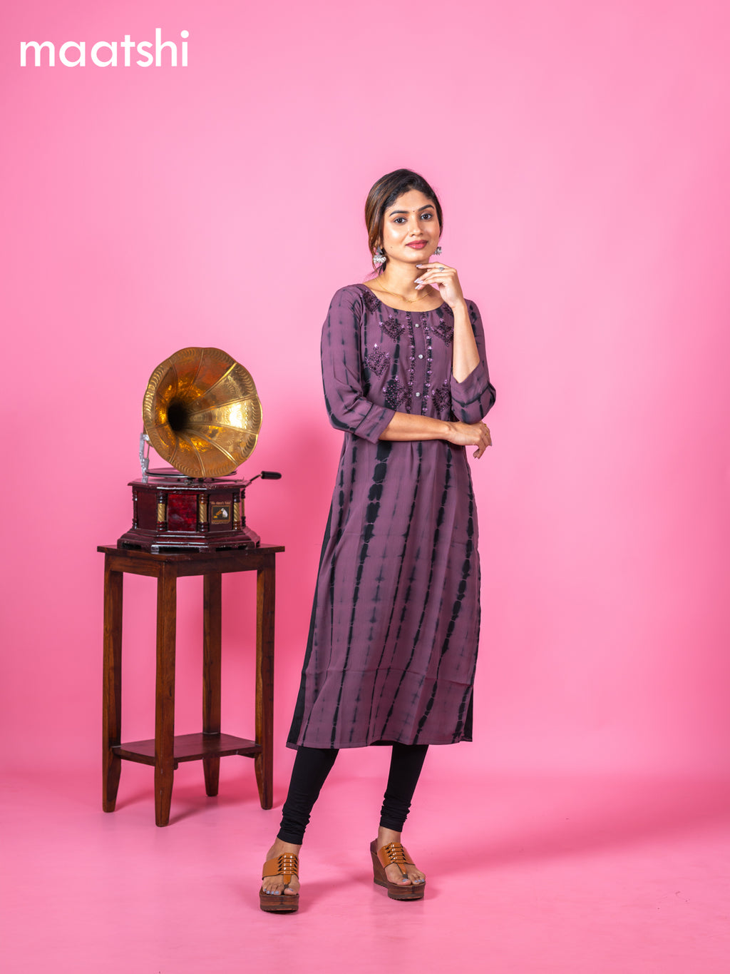 Chiffon kurti wine shade with tie and dye prints & mirror embroidery work neck pattern and without pant
