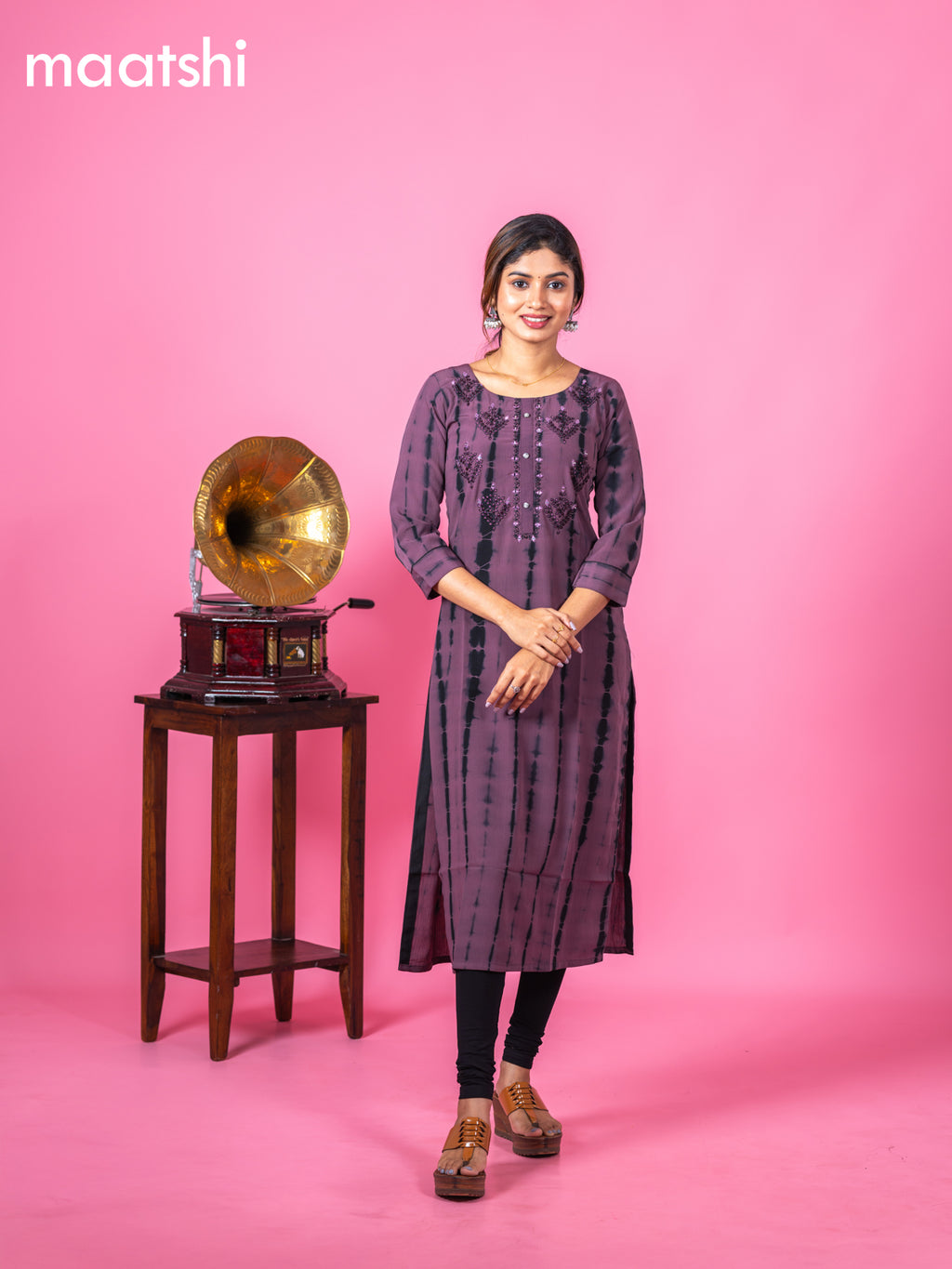 Chiffon kurti wine shade with tie and dye prints & mirror embroidery work neck pattern and without pant