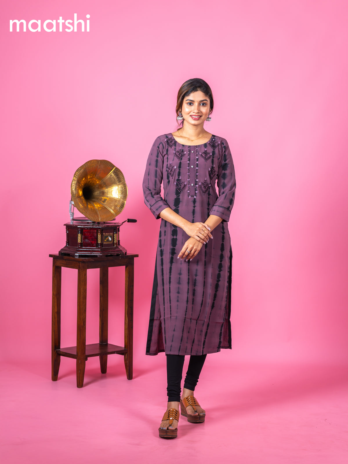 Chiffon kurti wine shade with tie and dye prints & mirror embroidery work neck pattern and without pant