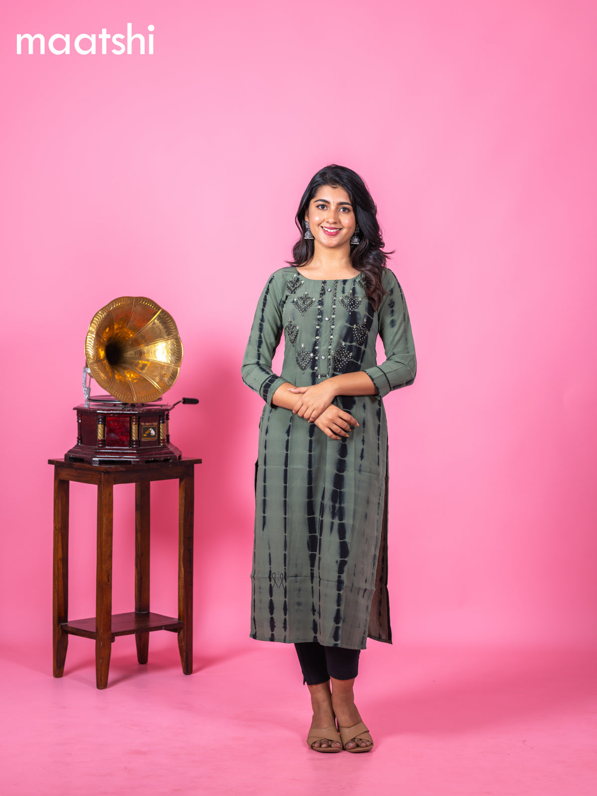 Chiffon kurti pastel green with tie and dye prints & mirror embroidery work neck pattern and without pant