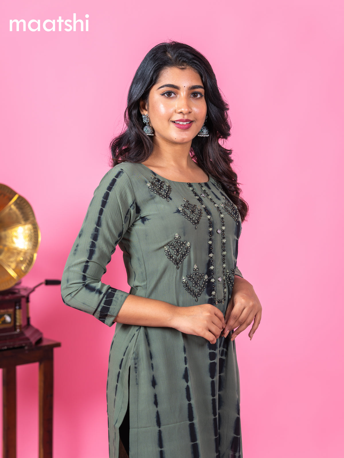 Chiffon kurti pastel green with tie and dye prints & mirror embroidery work neck pattern and without pant