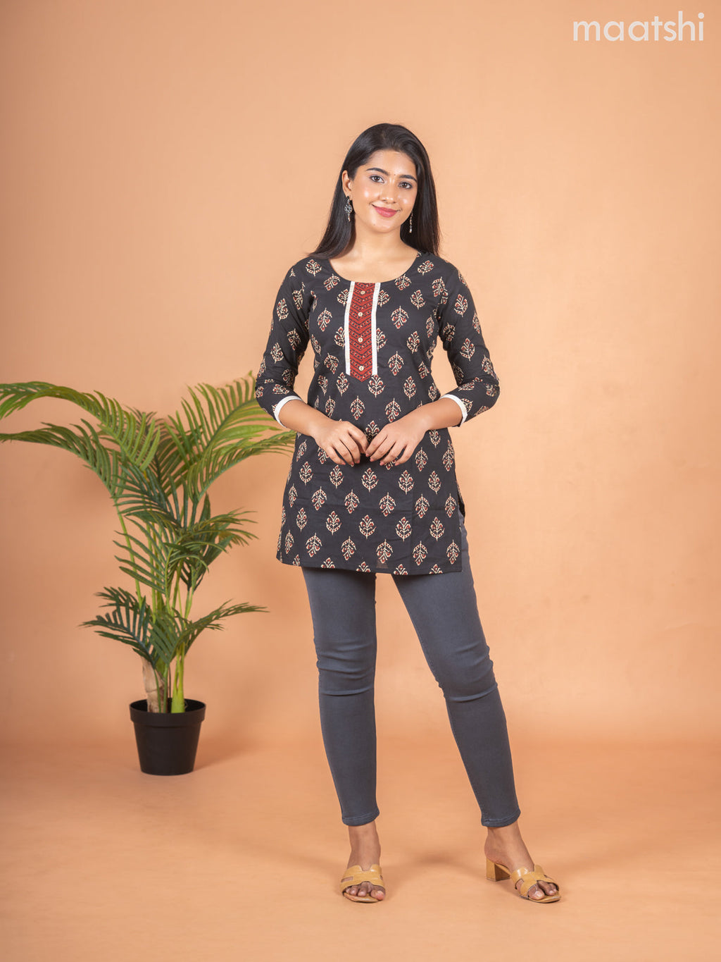 Cotton readymade short kurti black and maroon beige with allover butta prints & simple neck pattern without pant