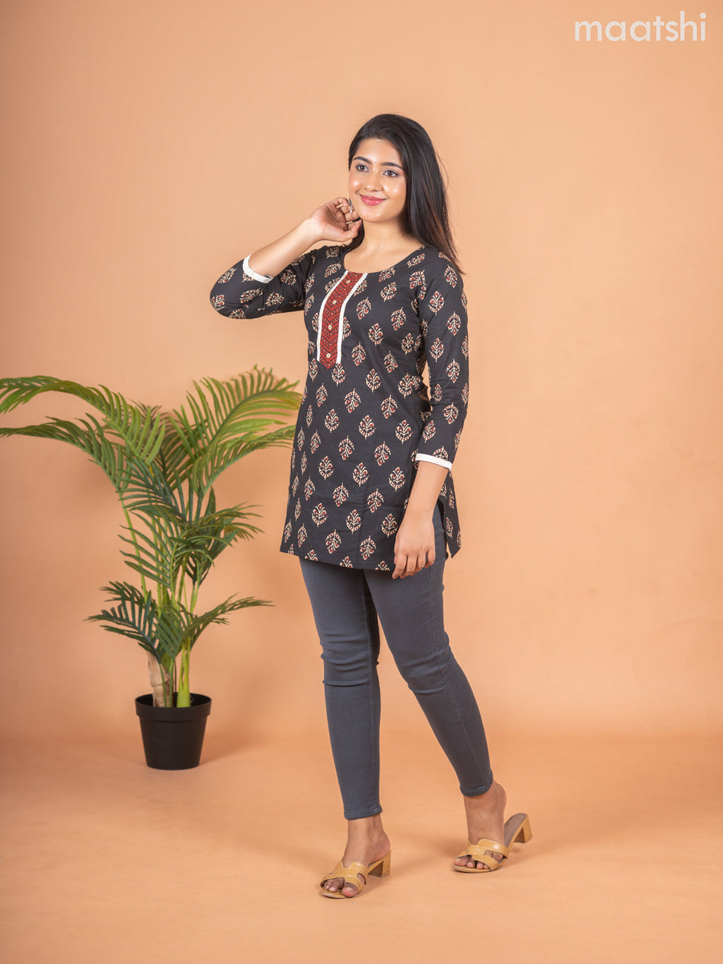 Cotton readymade short kurti black and maroon beige with allover butta prints & simple neck pattern without pant