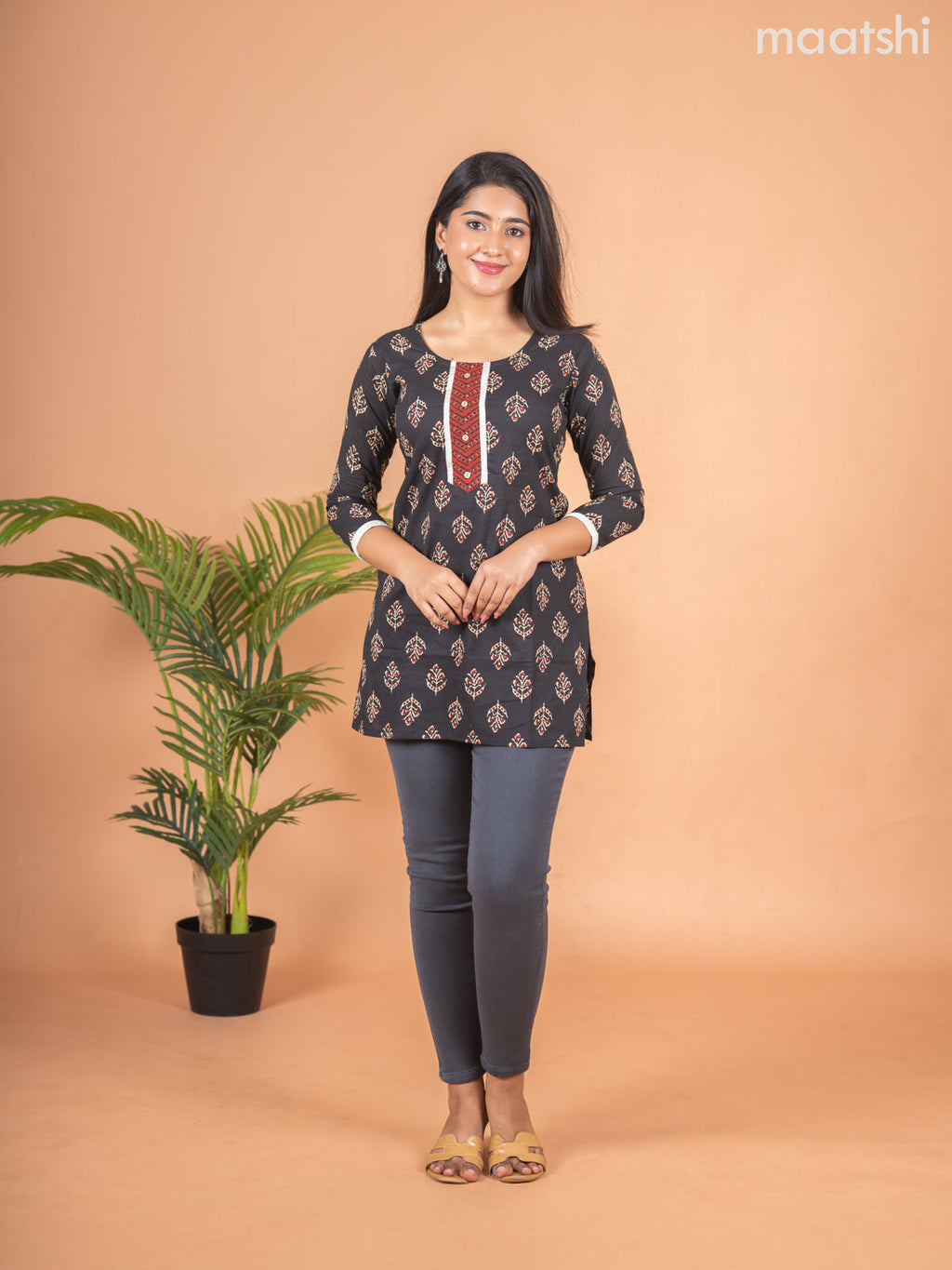 Cotton readymade short kurti black and maroon beige with allover butta prints & simple neck pattern without pant