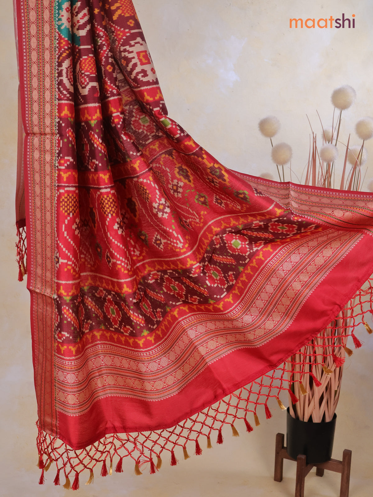 Tussar Ikat dupattas maroon and kumkum red with allover patola prints and thread woven border